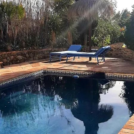 Attico Montes With Private Pool Country house *