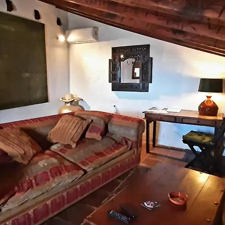 Attico Montes With Private Pool Landhaus